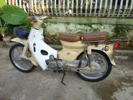 Honda C70 Tahun 75