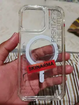 jual cepat casing iPhone 15 promax skinarma layak pakai good condition