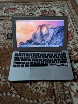 Macbook Air 2015 11inc 4/128gb