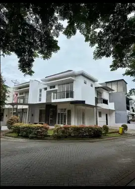 Dijual sgt murah rumah hoek rapih siap huni di Residence One-Bsd City