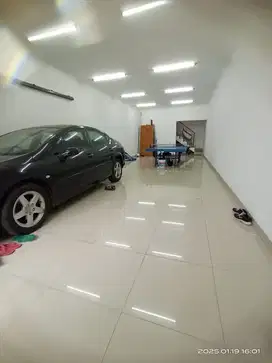 Dijual Ruko Strategis 3 Lantai Di Sayap Gatot Subroto