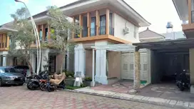 Rumah dengan kolam renang di perum Vasana Residence sleman yogyakarta