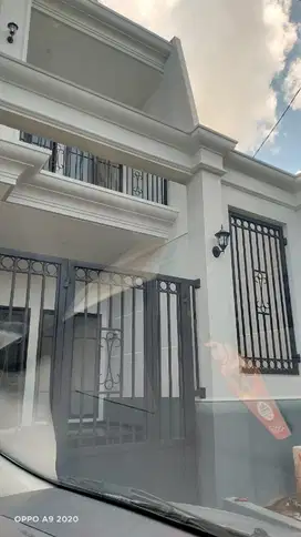 DIJUAL RUMAH MEWAH HARGA MURAH DEKAT UB DAN SUHAT