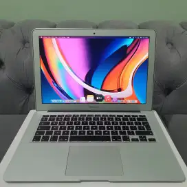 Apple Macbook Air 13 inch Early 2014 8Gb/256gb -Silver Fullset