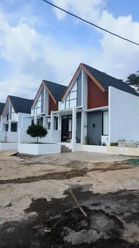 Rumah cantik dekat unwahas gunung pati