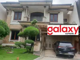 Rumah Pakuwon City cluster paling depan, Laguna