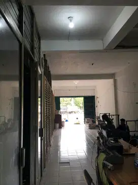 AUD43 Disewa Ruko Dupak Megah lokasi strategis luas 315 meter