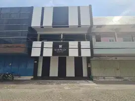 Ruko Baru Mewah Di Pusat Solo Baru
