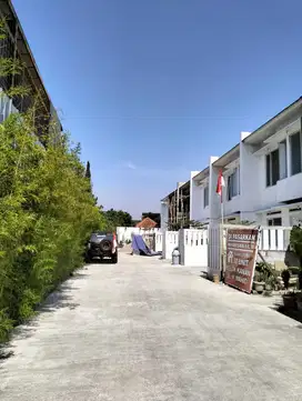 Dijual Rumah Baru 2 LT Kharisma Town House Bojongsoang Buah Batu Ban
