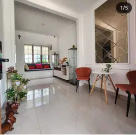 Rumah Mewah Sentul Jual Cepat