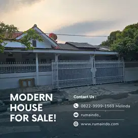 Rumah Double Hook Depan lapangan Perum Metland Tambun - Bekasi