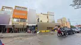 Ruko Jalan Utama 3,5 Lantai Candrabraga Babelan Bekasi Dijual