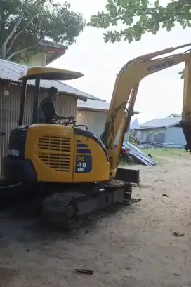 Excavator mini komatsu