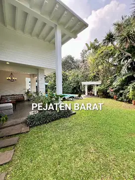 rumah american classic shm di pejaten barat siap huni harga menarik