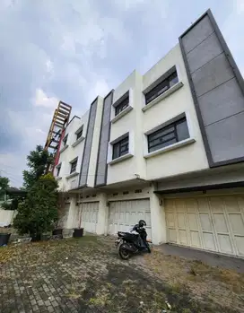Dikontrakan Ruko 3lantai Di Rajawali Bandung