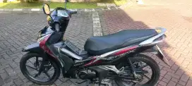 DIJUAL MOTOR SUPRA X 125 FI HELM IN-TANGAN PERTAMA