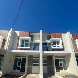 Rumah Baru 2 Lantai 900 Juta Dekat AEON Mal