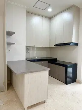 Landed House semi furnished Di Sewakan di Lebak Bulus, Jakarta Selatan