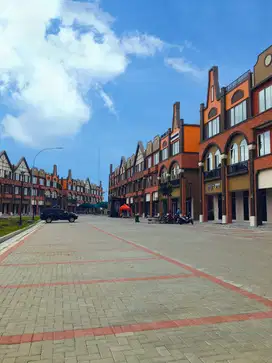 DIJUAL CEPAT RUKO LAKE VIEW LA RIVIERA PIK 2