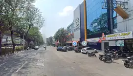 Ruko gandeng 3 boulevard raya kelapa gading