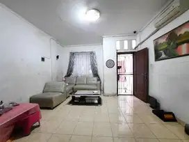 Dijual Cepat Rumah 4 lantai di Jalan Duri A, Dekat Gajah Mada