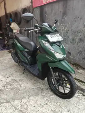 Beat deluxe 2024 km 1700 dp 500rb kfn dcoea