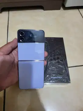 Samsung z flip 4 ram 8