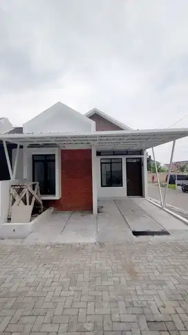 Rumah Baru Siap Huni Hook Blok Khusus Muslim Cihanjuang Bandung Barat