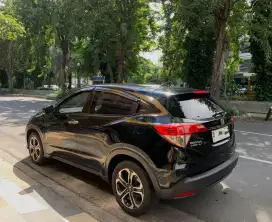 Honda HR-V SE CVT 2018 Hitam KM 55rb Record hrv