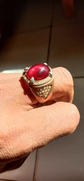 Batu Siem merah lawas