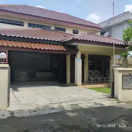 Dijual Rumah Jakarta Selatan Cocok untuk Tempat Tinggal atau Kantor
