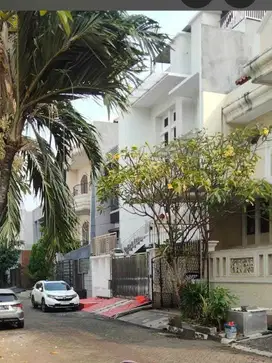 Dijual Rumah PIK Uk 10x25m² bangunan Kontraktor Minimalis at jakut