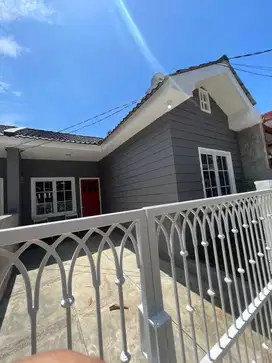 Dijual Rumah Semi Furnished American Style Vila Dago Toll Pamulang