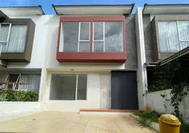 Dijual Rumah Modern di Graha Raya Bintaro, Fortune Terrace.