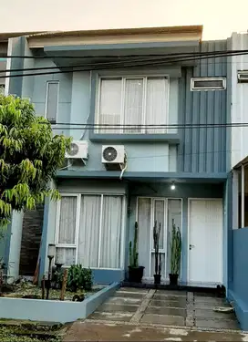 RUMAH 2 LANTAI FULLY FURNISHED DI KENCANA LOKA BSD