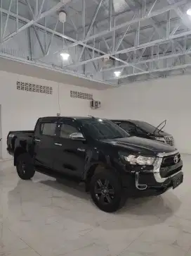 TOYOTA HILUX DOUBLE CABIN 4X4