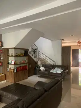 Jual Rumah Bagus di Daan Mogot Baru