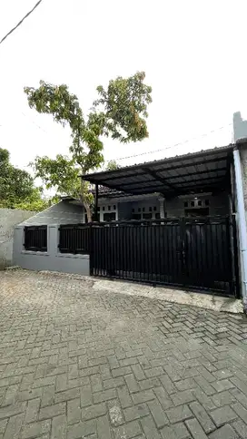 Dijual rumah siap huni diciledug
