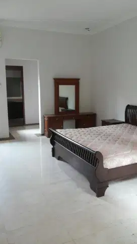 For rent Kemang Selatan House komplek Kemang jaya