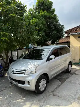 Xenia X 2012 manual