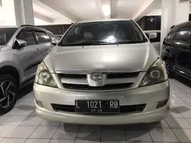 Innova 2.0 V bensin MT 2007