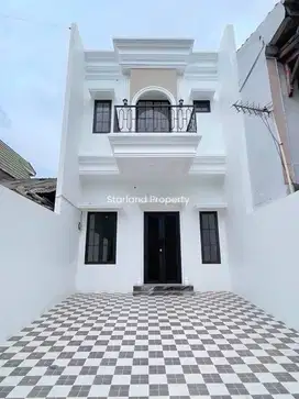 Dijual rumah 2 lantai design American classic siap huni di ciledug
