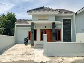 Dijual Rumah Baru Siap Huni di Margokaton Seyegan