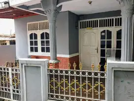 RUMAH MURAH SIAP HUNI DI BELAKANG RAMAYANA CIPUTAT TANGERANG SELATAN