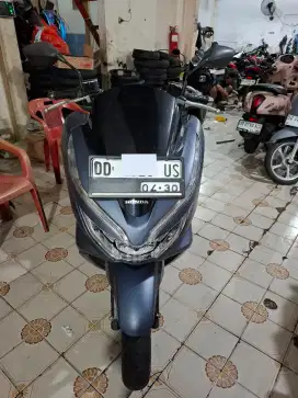 Honda pcx 150cc biru 2020