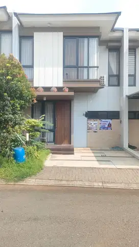 Dijual Cepat Rumah Kota Wisata 2 lantai Siap Huni