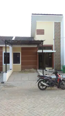 DISEWAKAN RUMAH FULL FASILITAS PASAR KEMIS TANGERANG