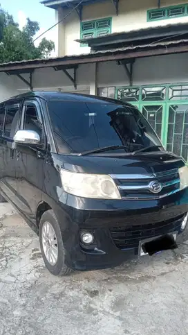 Daihatsu Luxio 2013