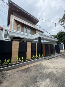 Dijual rumah baru modern harga ekonomis at Kebayoran baru Jaksel