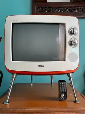 TV LG Retro Classic Type 14SR1AB.